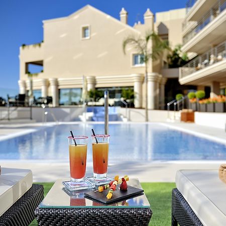 Hotel Vincci Seleccion Aleysa Benalmádena Esterno foto The pool at the hotel