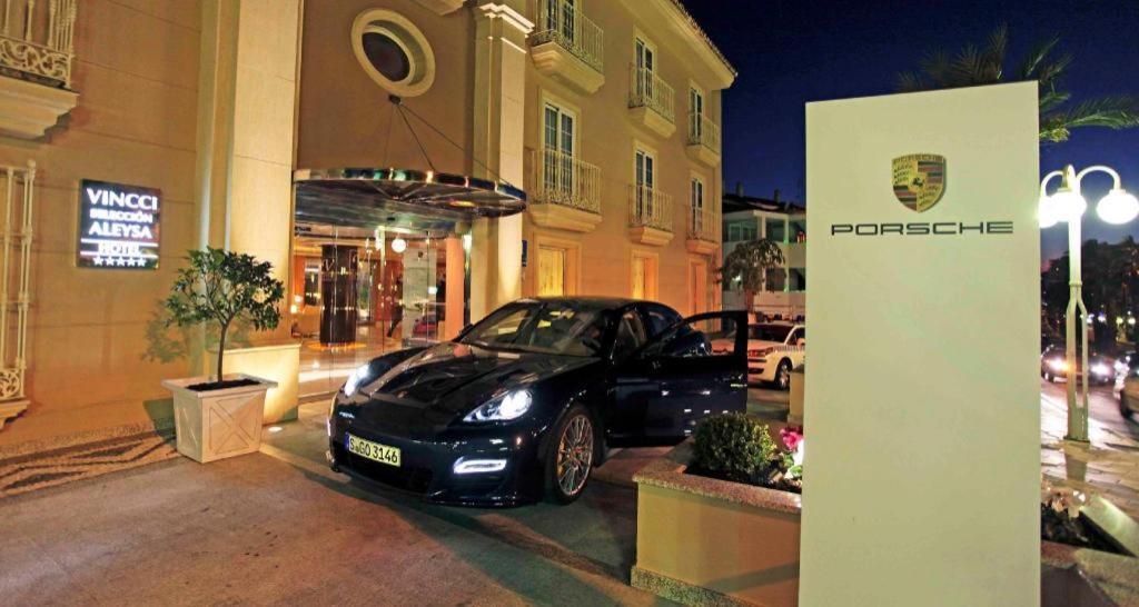 Hotel Vincci Seleccion Aleysa Benalmádena Esterno foto Porsche Museum